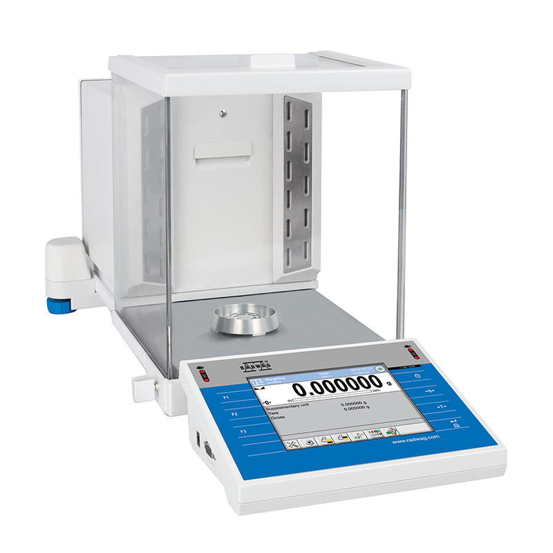 SYNERGY LAB Line – New Quality in Small Mass Weighing 